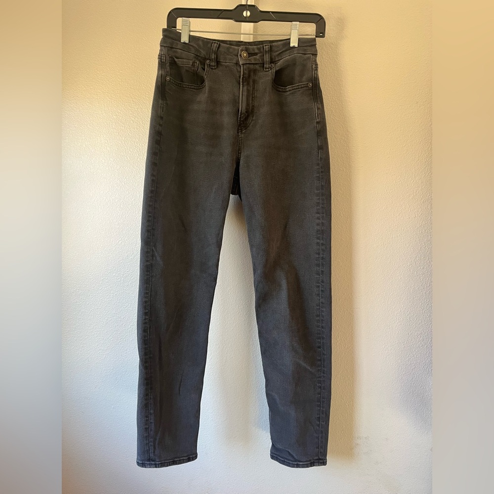American Eagle curvy mom Jean